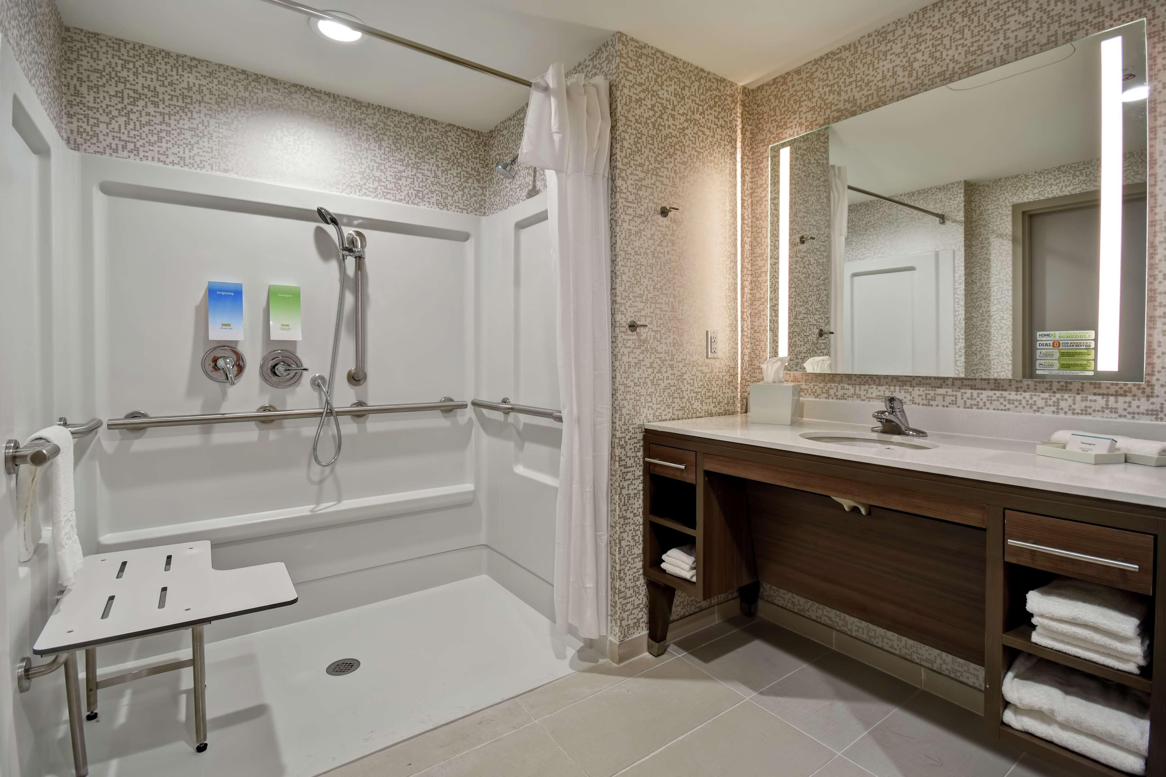 Home2 Suites By Hilton Frankfort Luaran gambar